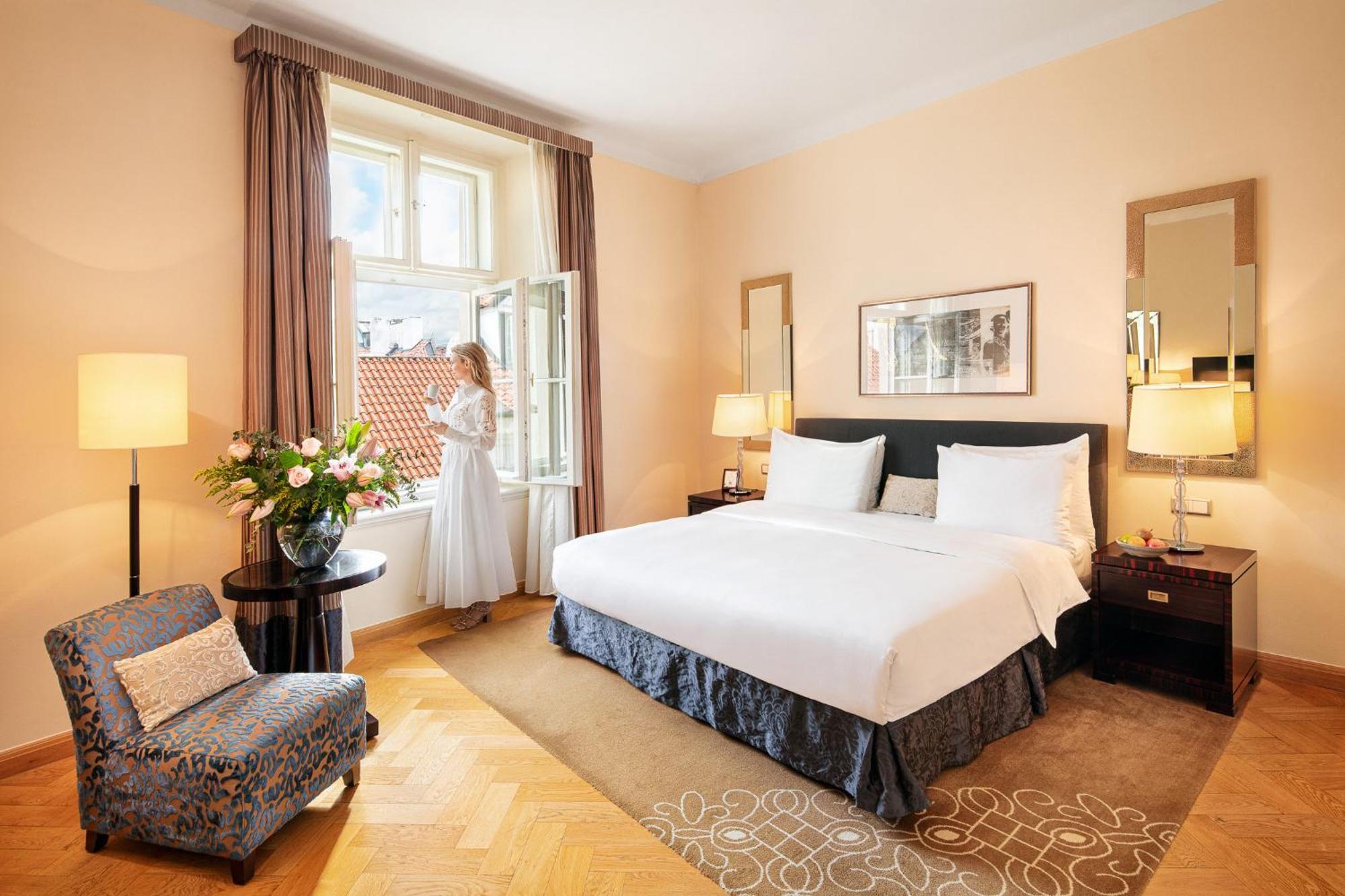 Mandarin Oriental, Hotel