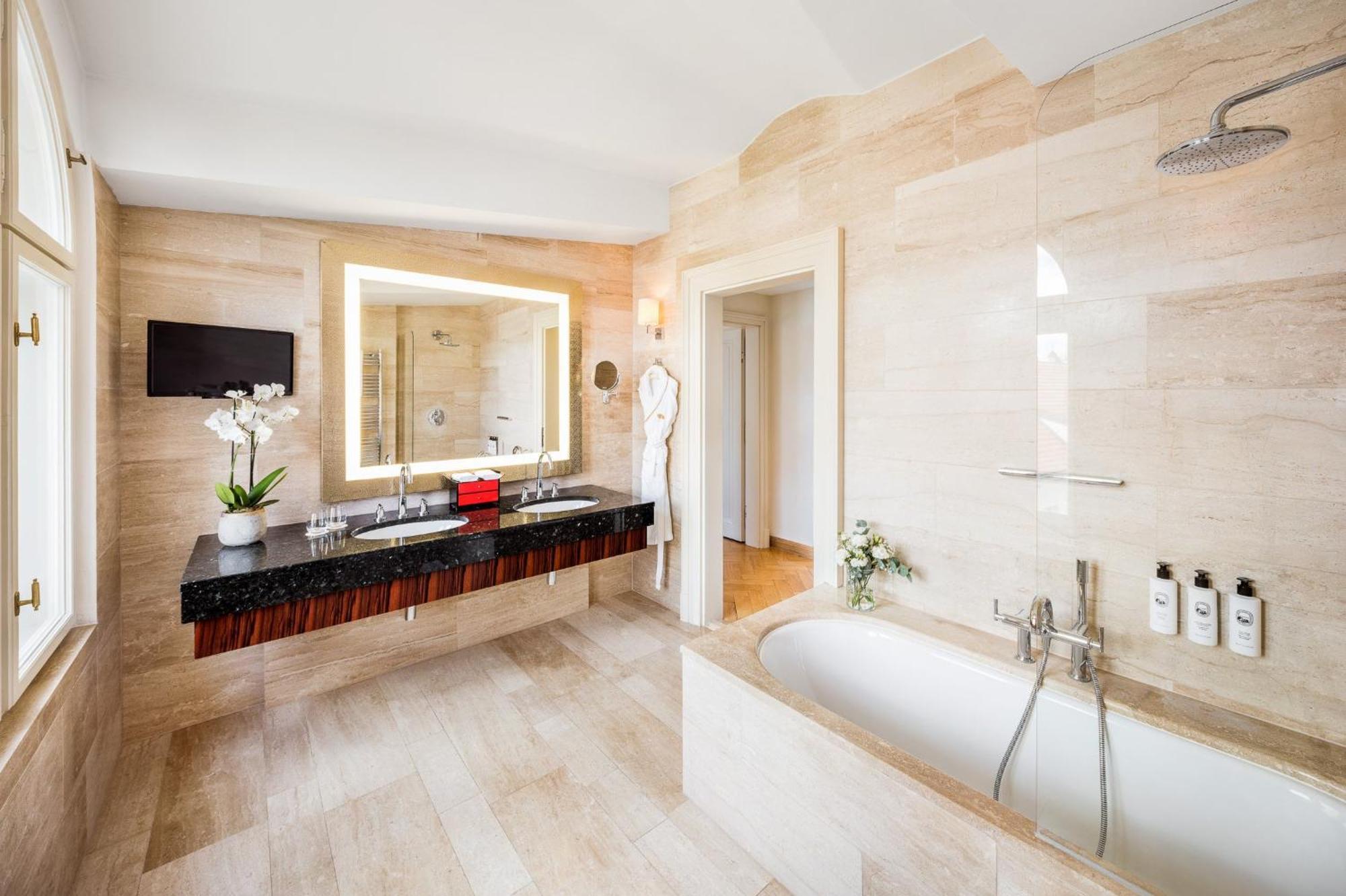 Hotel Mandarin Oriental, 5*