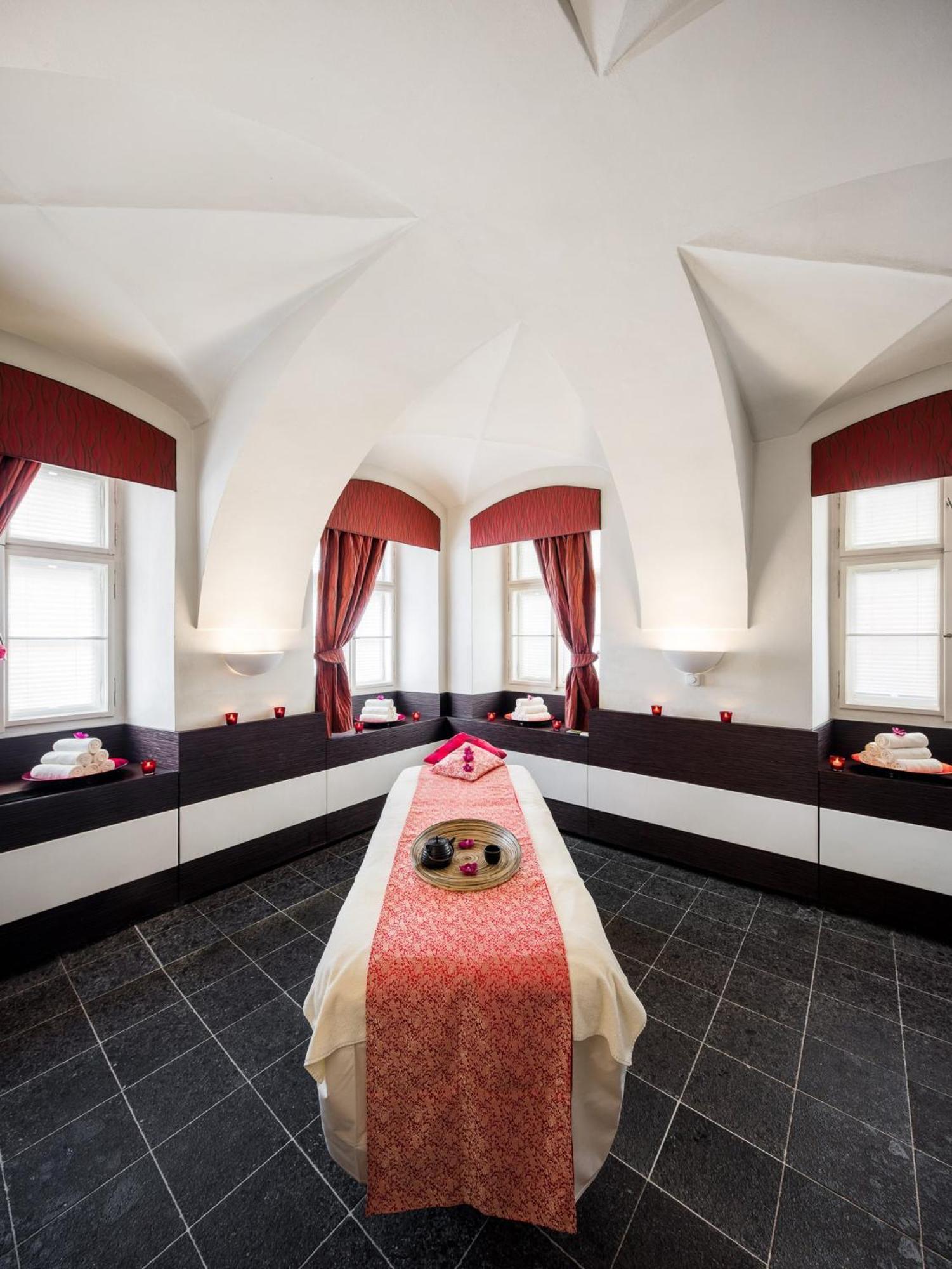 Mandarin Oriental, Hotel Praag